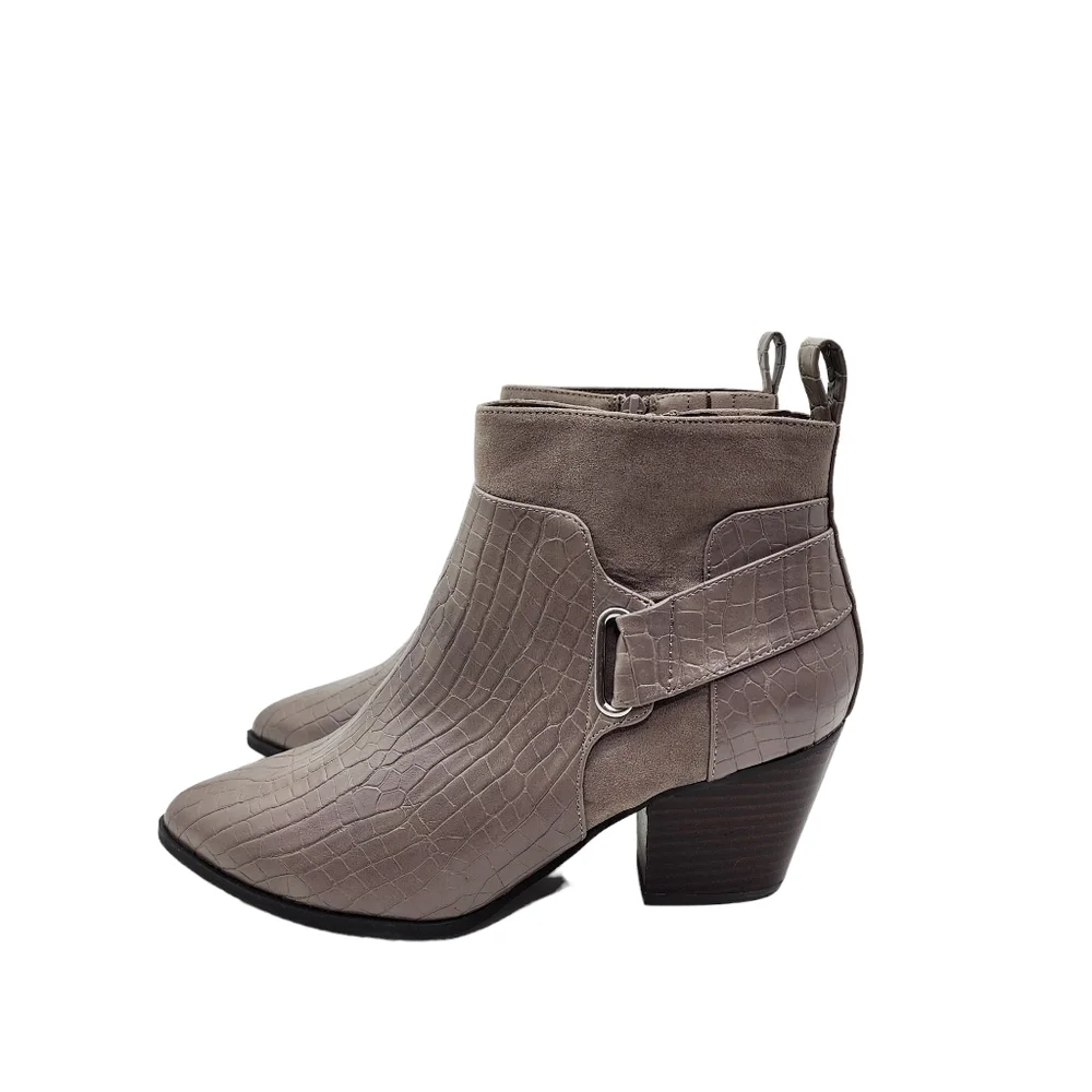 Bella Vita Women's Elektra II Western Inspired Bootie Stone Crocodile- 8